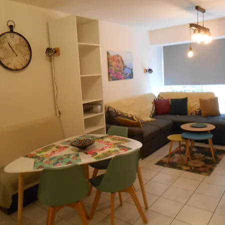 Sweet 17 Apartment